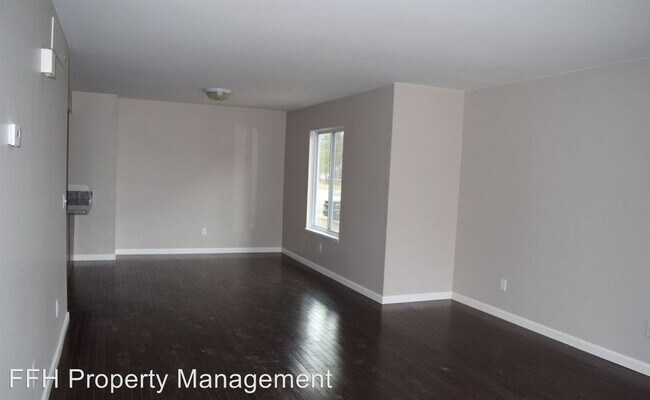Foto del edificio - 2223-2249 S Commerce Rd