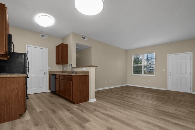Building Photo - HFN - Hartford Village Commons