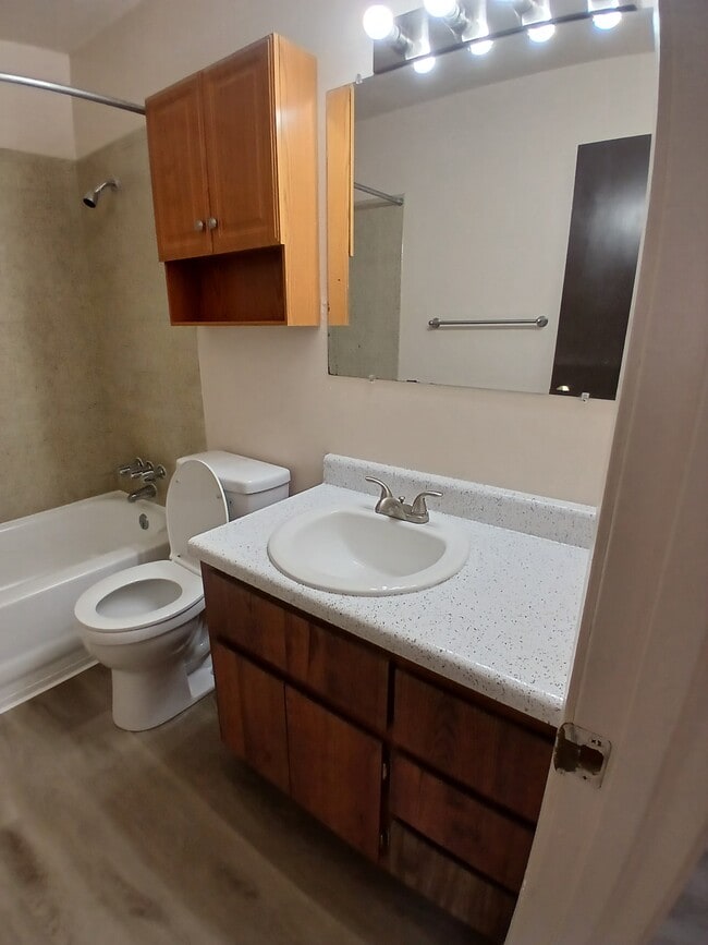 Foto del edificio - Cedar Ridge Apartments