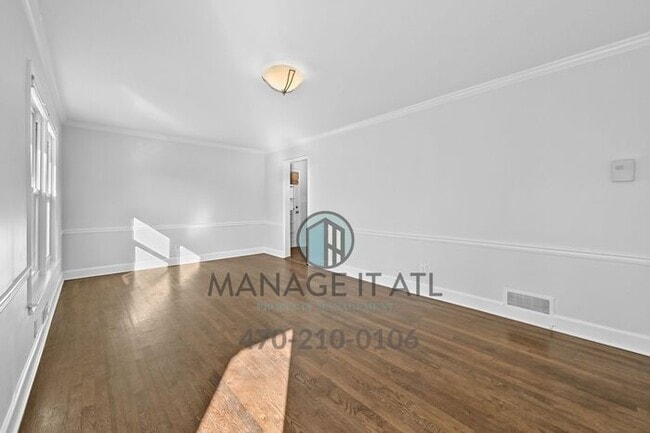 Building Photo - Beautifully renovated 3 bedroom house in Tucker, GA!