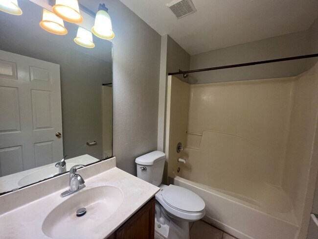 Building Photo - Dont' Blink!  This is Priced to Move You