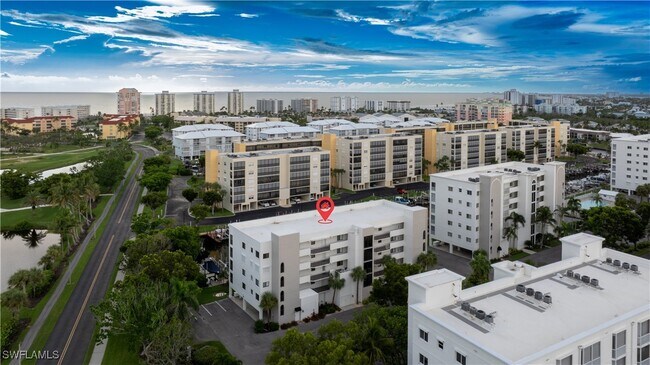 Foto del edificio - 4371 Bay Beach Ln