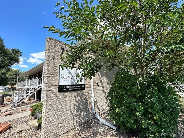 Foto principal - 7121 Utica St