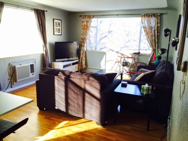 Living Room - 2259 S Josephine St