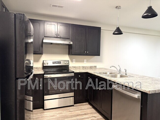 Foto del edificio - 101B Kaleigh Paige Cir