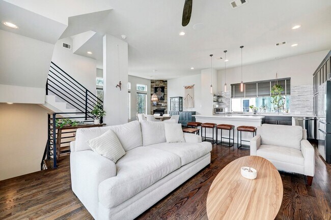 Foto del edificio - 5622 Kiam St