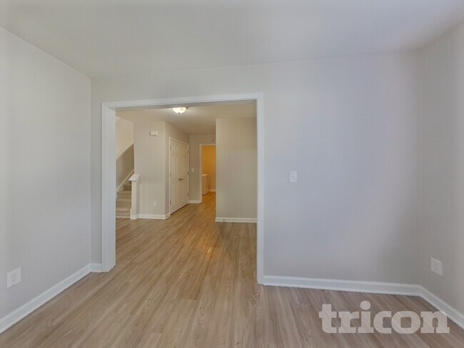 Foto del edificio - 2008 Pheasant Glen Rd