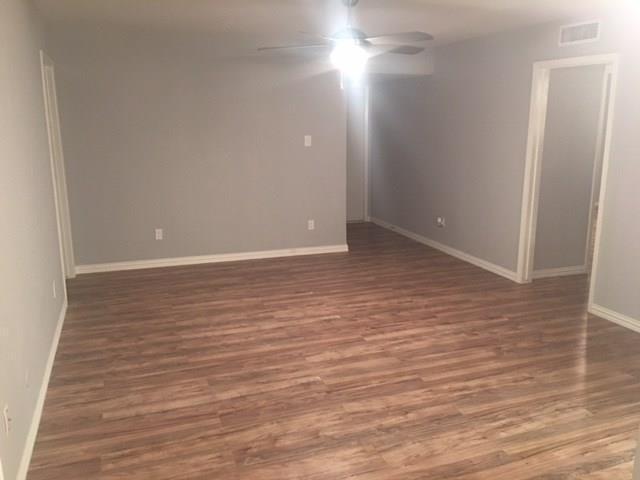 Foto del edificio - 12806 Midway Rd