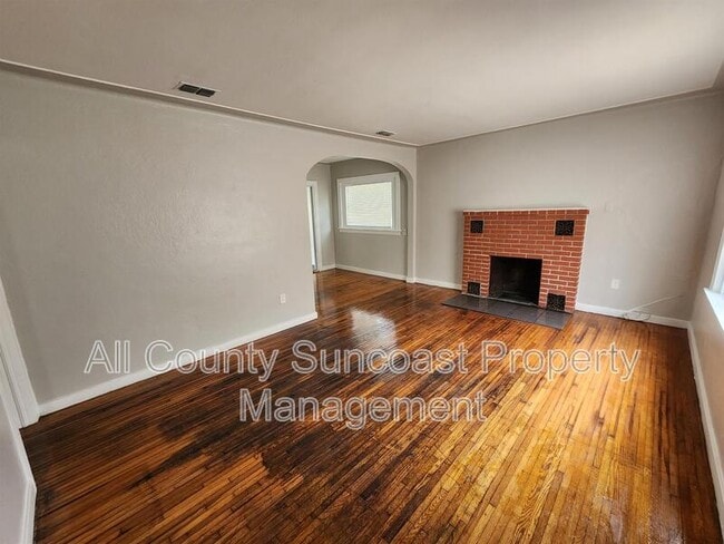 Photo - 2105 28th Street S House