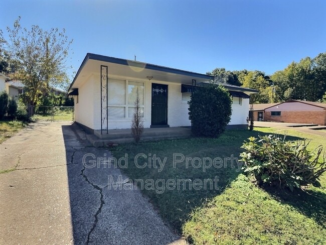 Photo - 395 Fairhope Rd House