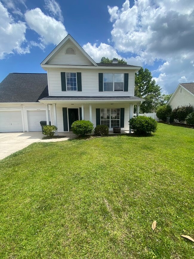 Photo - 2704 N Holmes Ct House