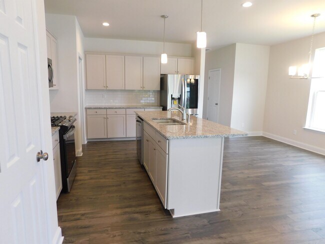 Building Photo - 6981 Leire Ln