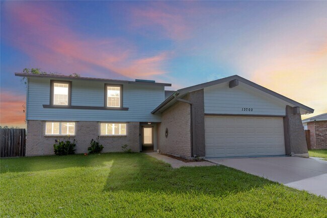 Foto del edificio - 13702 Towne W Blvd