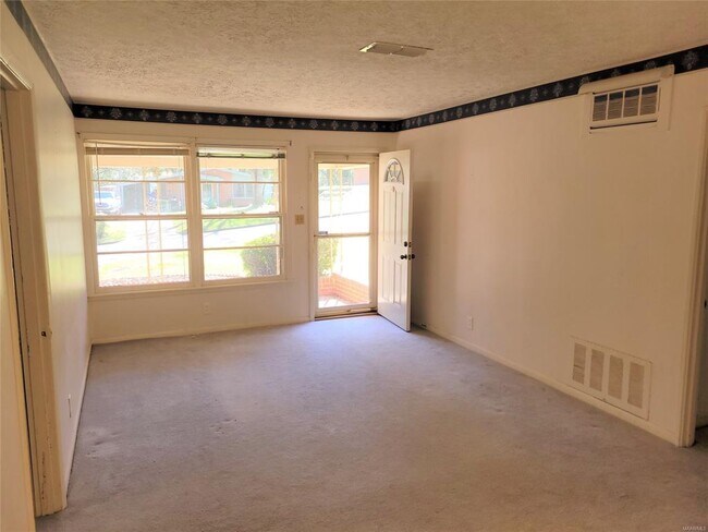 Foto del edificio - 3637 Loxley Ln