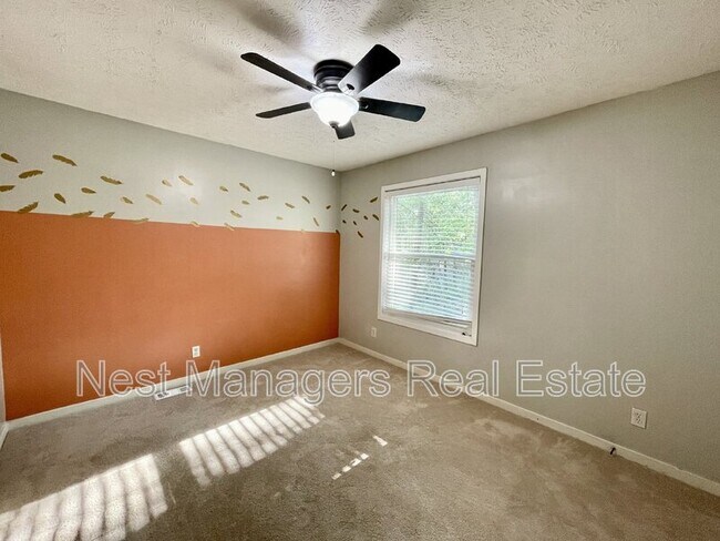 Building Photo - 418 Watergap Dr