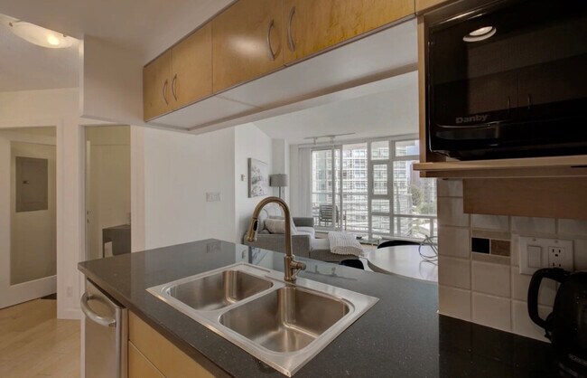 Photo du bâtiment - 139 Drake St