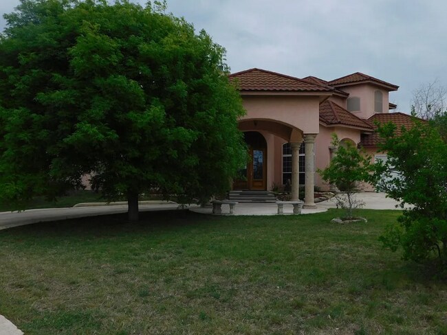 Building Photo - 4077 Bandera Hwy