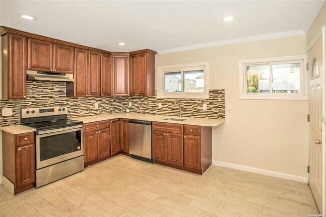 Building Photo - 88 Choir Ln