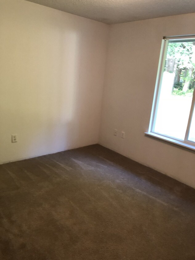 Foto principal - 11414 152nd St E
