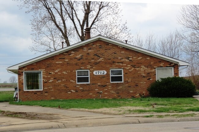 Building Photo - 1712 Todd Ct