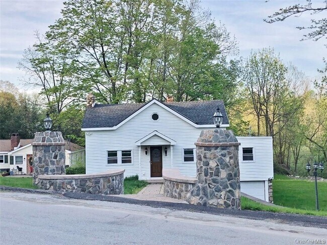 Foto del edificio - 16 Lake Ave