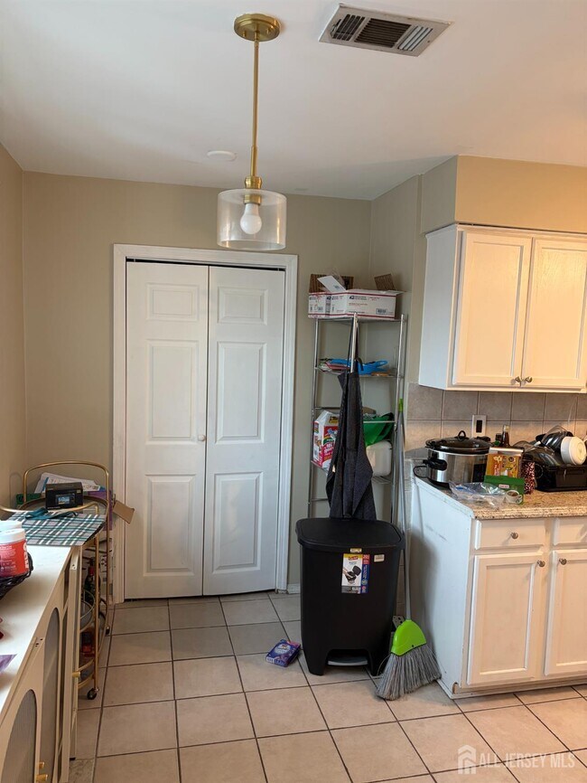 Foto del edificio - 414 Sharon Garden Ct