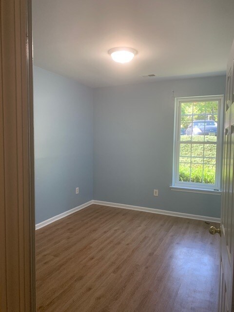 Guest Bedroom - 3441 Cypress Ct