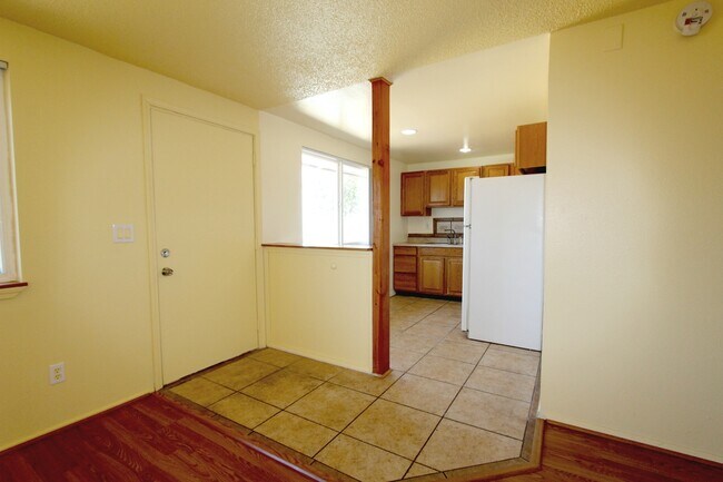 Foto del edificio - 3704 S Gunnison St