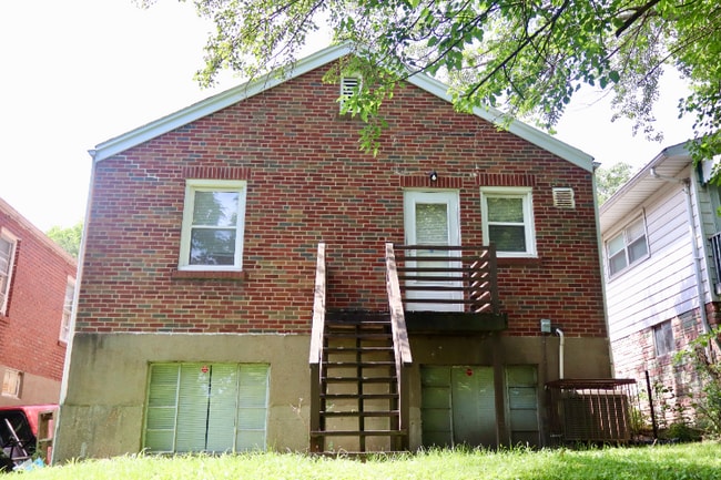 Building Photo - 7013 Florence Pl