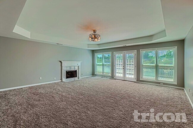 Building Photo - 3016 Edgewater Pointe