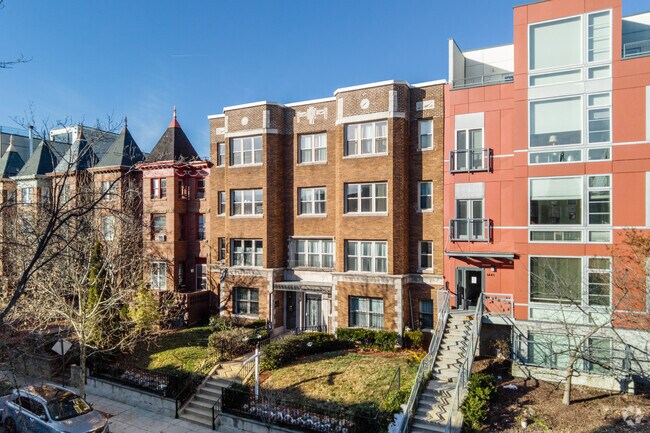 Foto del edificio - Chapin Ciara Condominium