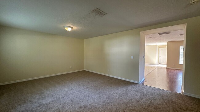 Building Photo - 2421 Wild Tamarind Blvd