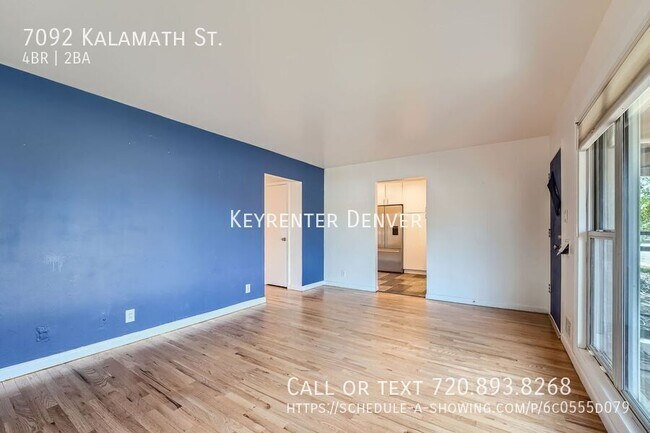 Foto del edificio - 4 Bed 2 Bath Brick Ranch with Finished Bas...
