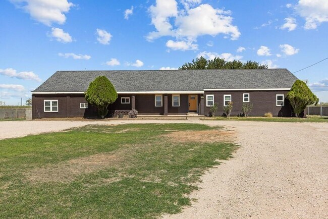 Building Photo - 12057 E