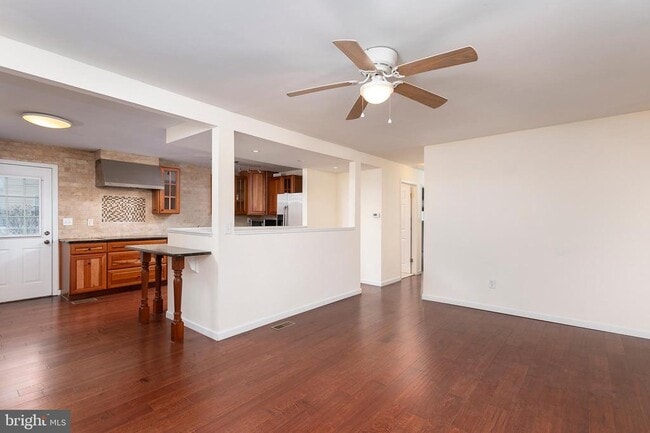 Building Photo - 8306 Aletta Pl