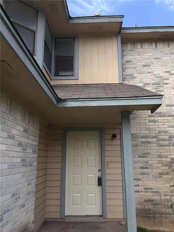 12308 Los Indios Trl, Austin, TX 78729 Townhome Rentals in Austin TX