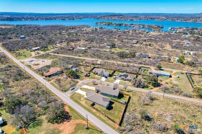 Foto del edificio - 1516 Stonecrest Dr