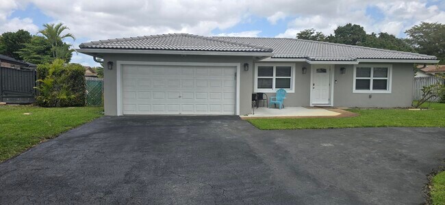 Foto del edificio - 288 NW 89th Ave