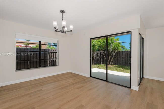 Foto del edificio - 11125 SW 132nd Ct