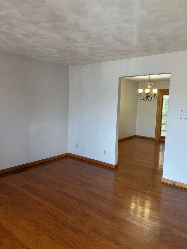 Foto del edificio - Cross Lanes Townhouse