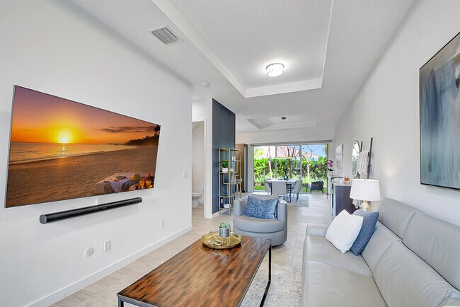 Foto del edificio - 220 Pioneer Way