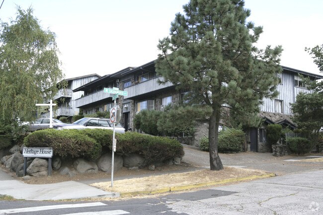 Building Photo - Sacramento Heights Condominium