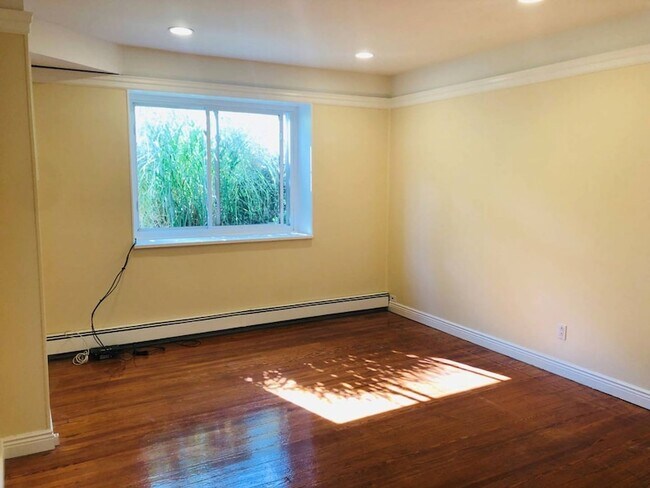 Foto del edificio - 0 Grove St