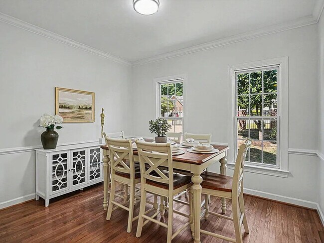 Building Photo - Lease OR Lease to Own