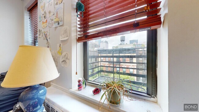 Foto del edificio - 246 W 22nd St