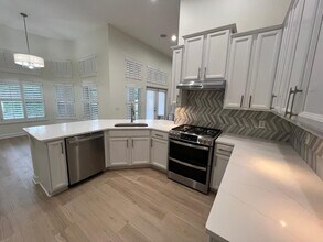 Building Photo - 2436 Cimarrone Blvd