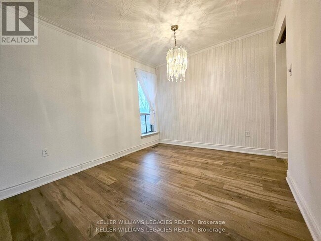 Photo du bâtiment - 30 Gosling Rd