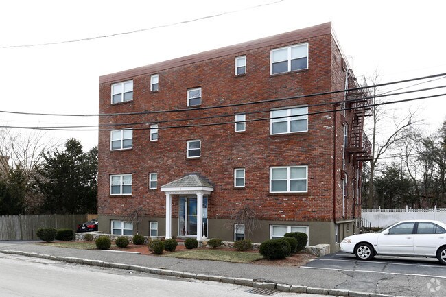 Primary Photo - 14 Dudley St