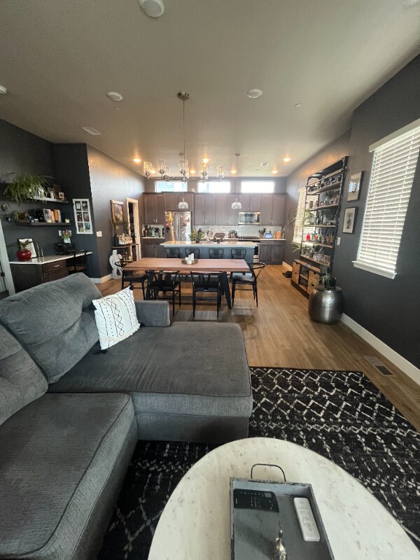 Foto del edificio - 1585 W 68th Ave