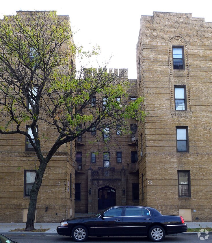 Exterior del edificio - 39-29 58th St